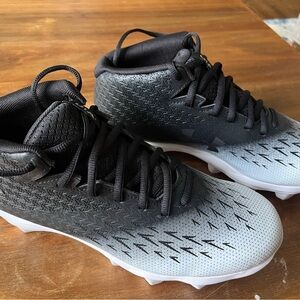 NEW Under Armour Football Cleats